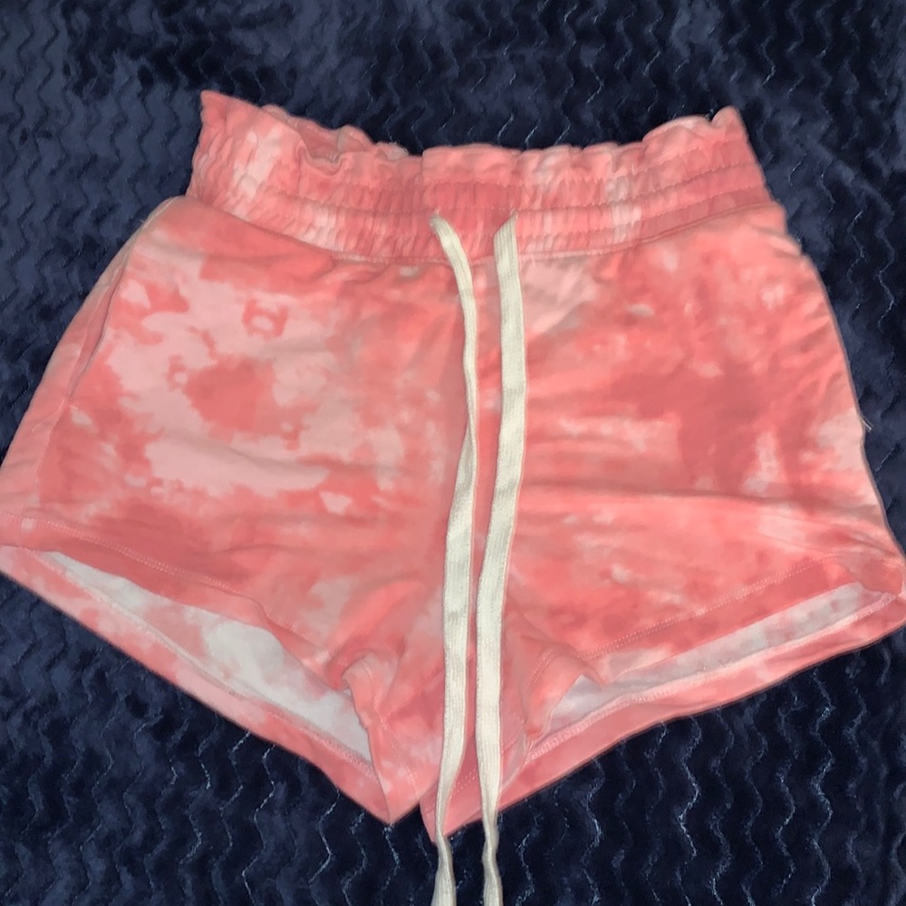 Size L (11-13) Girls . tide dye shorts